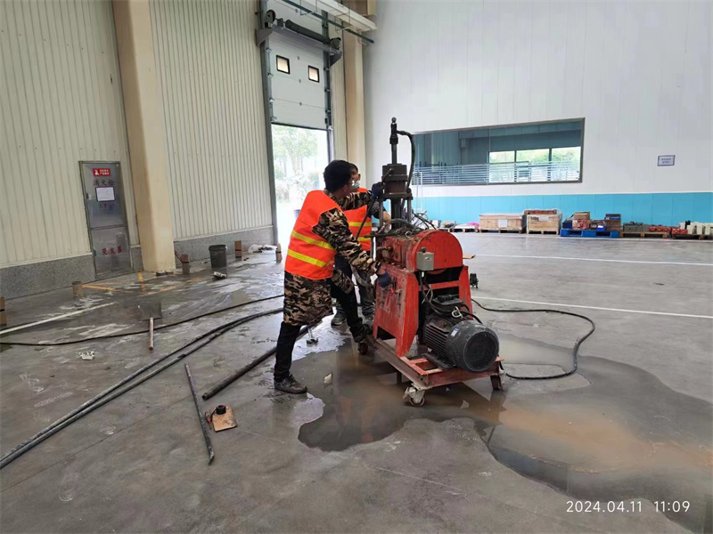 于都厂房地面下沉塌陷注浆加固施工